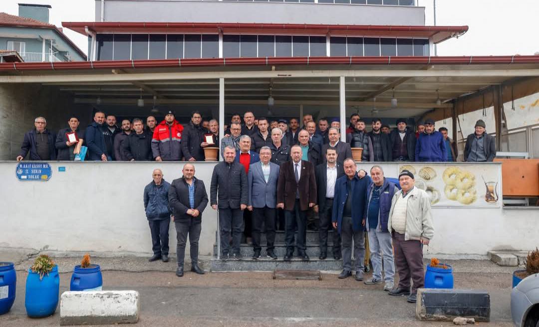 MESLEKTE 25 YILINI DOLDURAN ESNAFLARIMIZA PLAKET