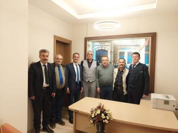 Manavlar ve Pazarcılar Odası Genel Kurulu öncesi Başkan adayları ile bir toplantı gerçekleştirildi.